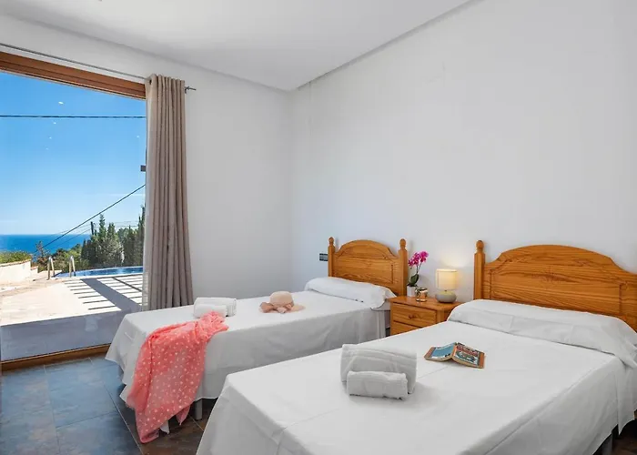 Anis - Plusholidays Villa *